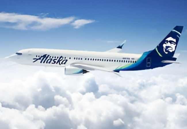 Alaska Airlines launches new summer F&B menu